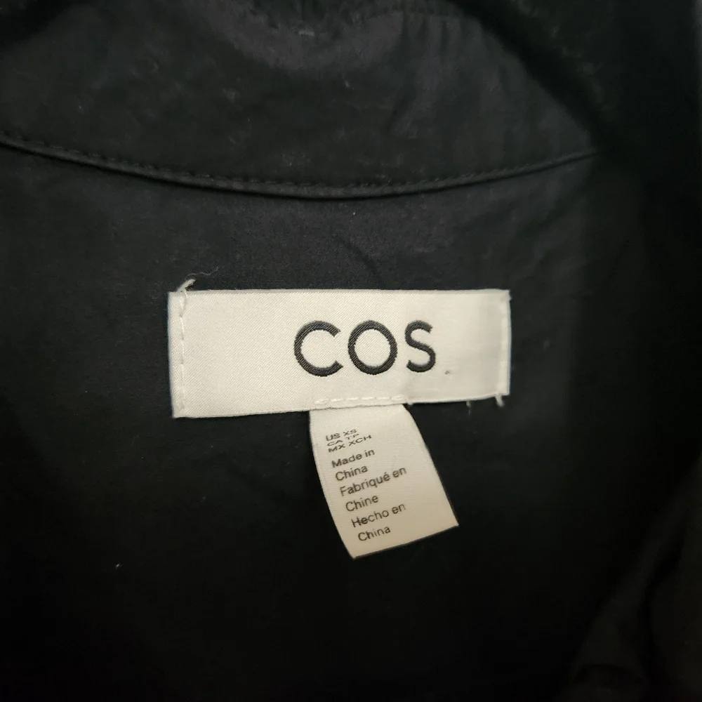 COS Shell Panel Bowling Shirt Size XS in black - Picture 5 of 14
